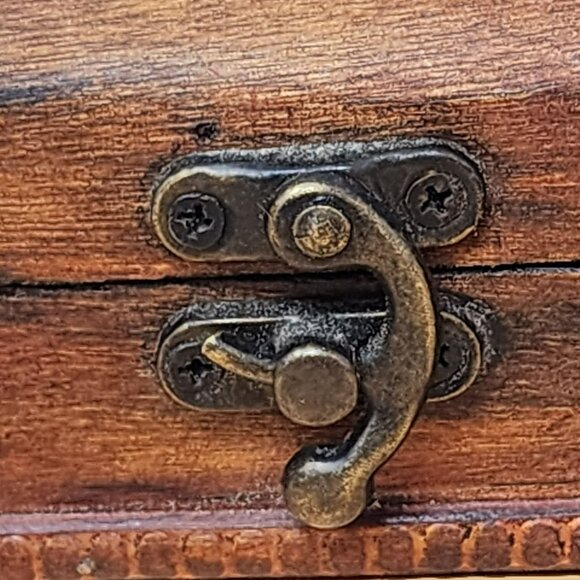 Set Of 2 Antique Style Mini Wooden Treasure Chest Boxes With Latch - Picture 10 of 14